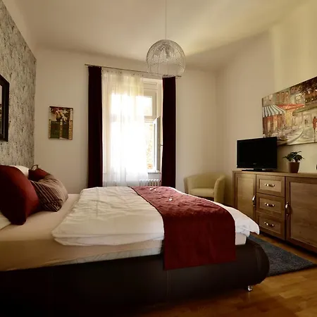 Beautiful In Apartman Prága