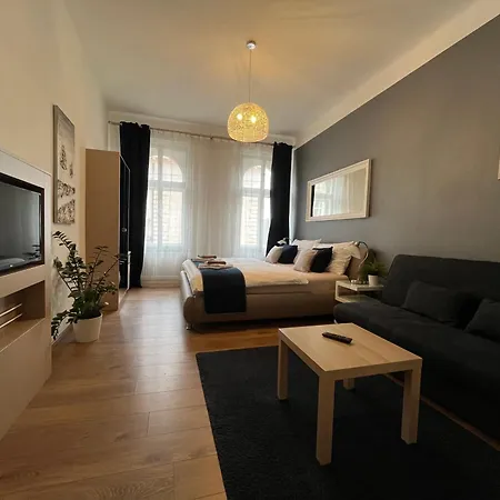 Beautiful In Apartment *