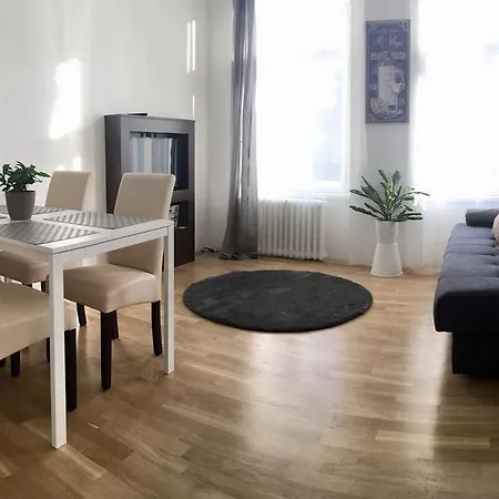 Apartment Beautiful In Prague